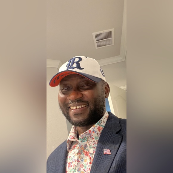 Meet your Posher, Robin - Picture 1 of 1